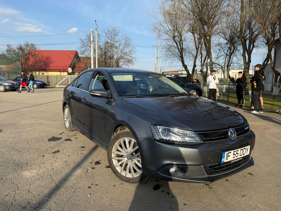 Vand Volkswagen Jetta 1.4 hybrid 2014