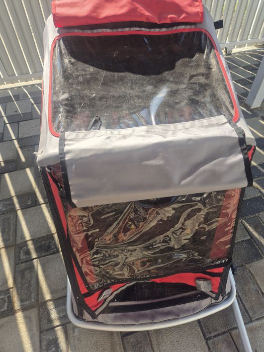 Cărucior remorca bicicleta