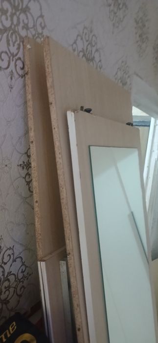 Старый шкаф части. Бесплатно