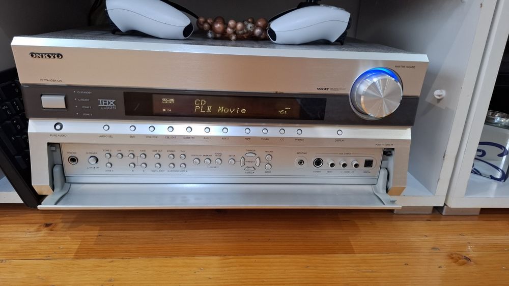 Receiver Onkyo TX-SR805