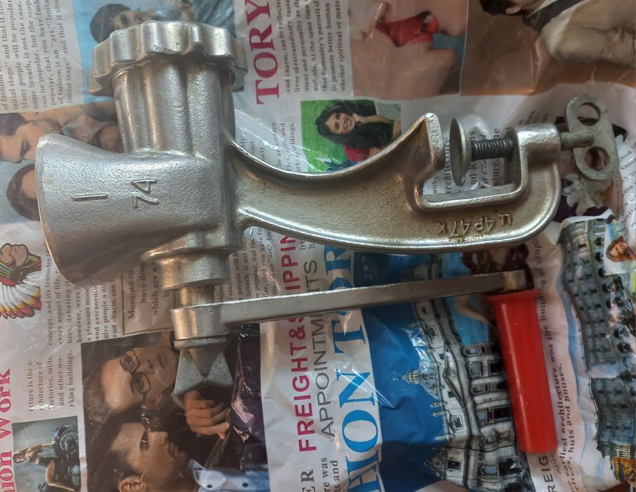 Продам мясорубку