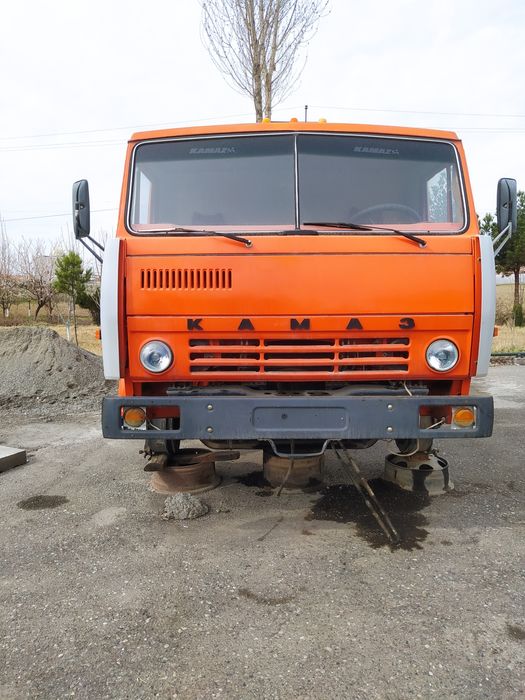 Kamaz sotiladi yangi remont qilngan