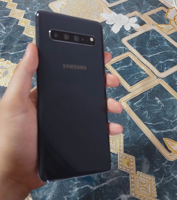 Продаётся Samsung S10 5G