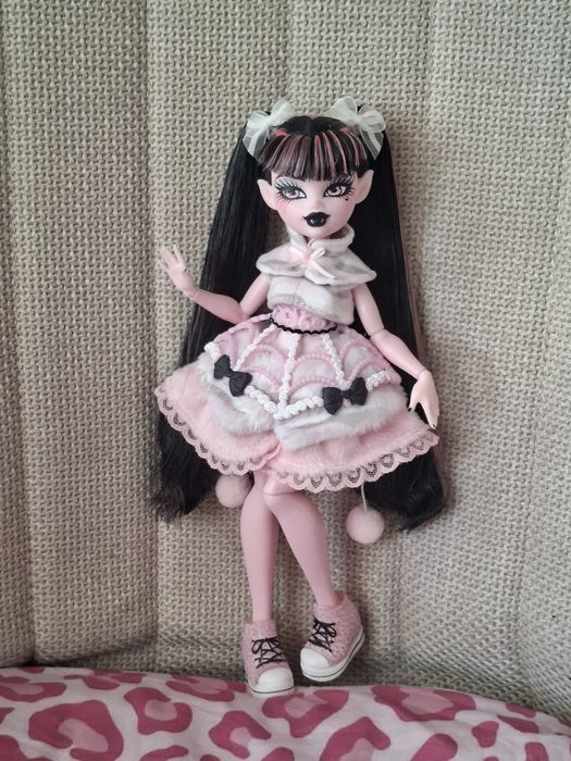 Monster High / монстър хай кукла