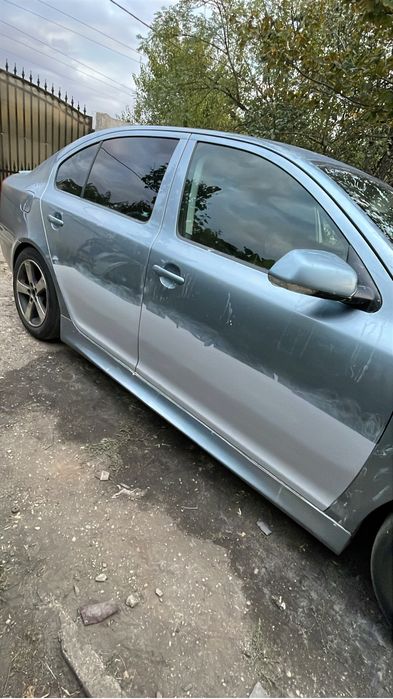 Praguri/lip custom pentru Skoda Octavia 2 – calitate superioara