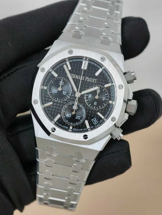 audemars piguet royal oak. blk