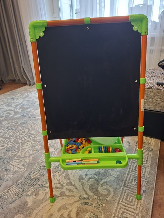 Детская доска мольберт