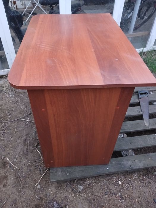 Продам стол компютерный