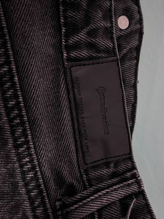 Blugi scurti Stradivarius