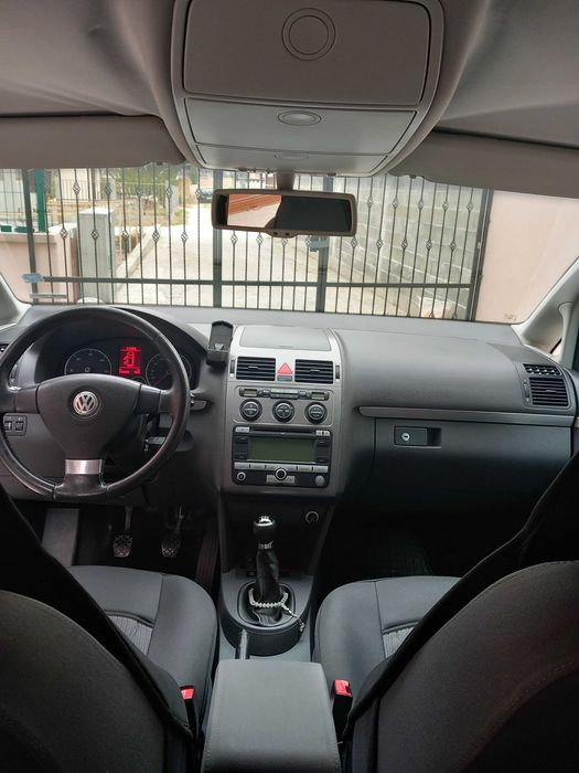 Vw touran 2.0 tdi 7 местна