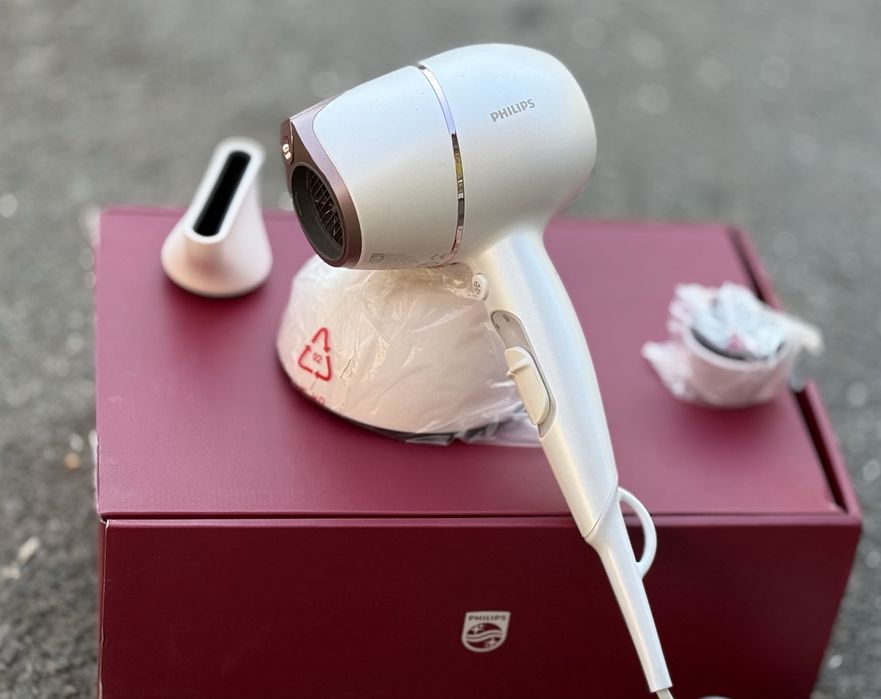 Сешоар Philips Prestige BHD628/00, SenseIQ сензор
