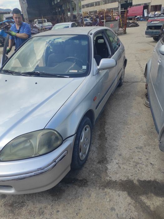 Хонда Сивик 1.6 140кс на части