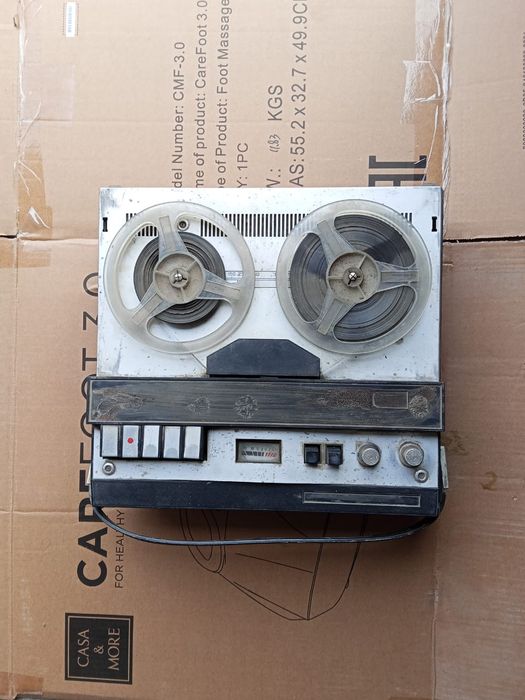 Магнитофон 70-80х годов