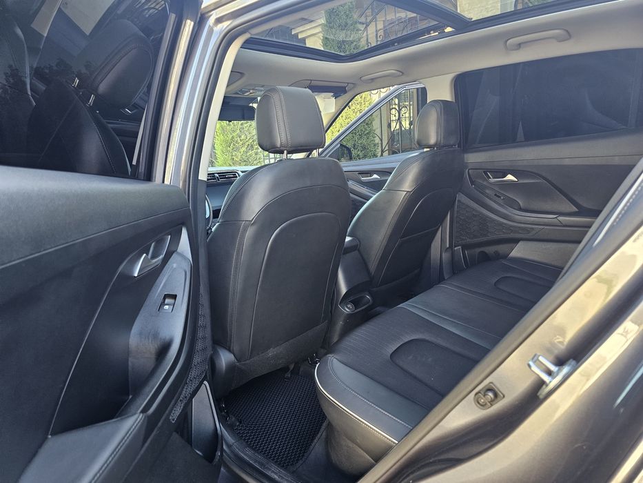 Hyundai Creta Restayling 1.6l. Eng fuli. Yili 2021. Narxi 16000