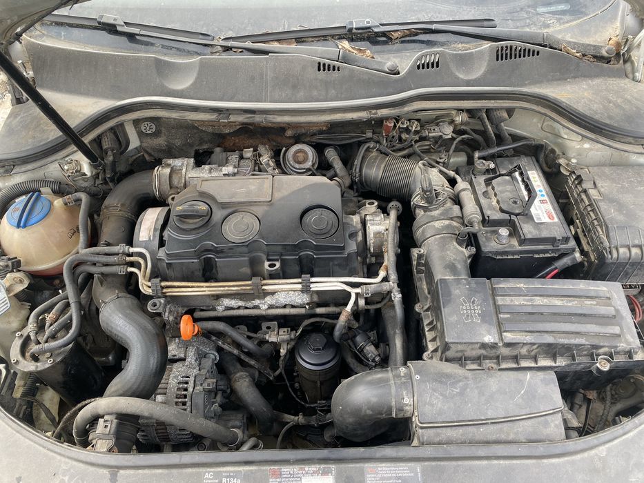 Dezmembrez Passat B6 1.9/2.0