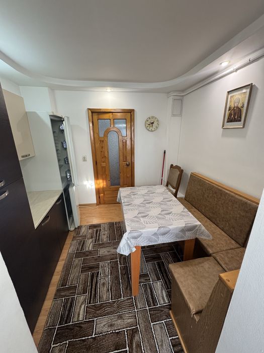 Inchiriez apartament 2 camere , 2 Graniceri(zona Casa Cartii)