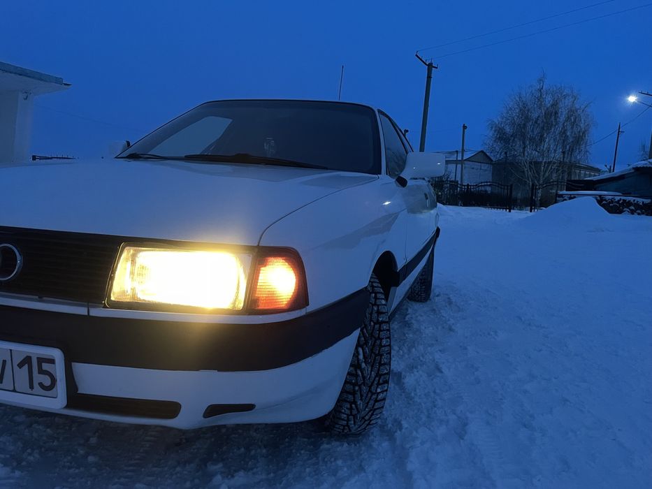 Продам Audi 80 1.8 моно , 1990 год