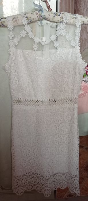 Продам детские платья