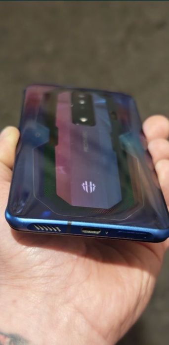 Red magic 7 игровой телефон