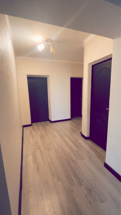 Продам квартиру 4-х комнатную