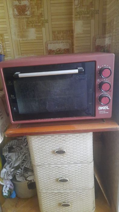 Газовая плита. Электродуховка.