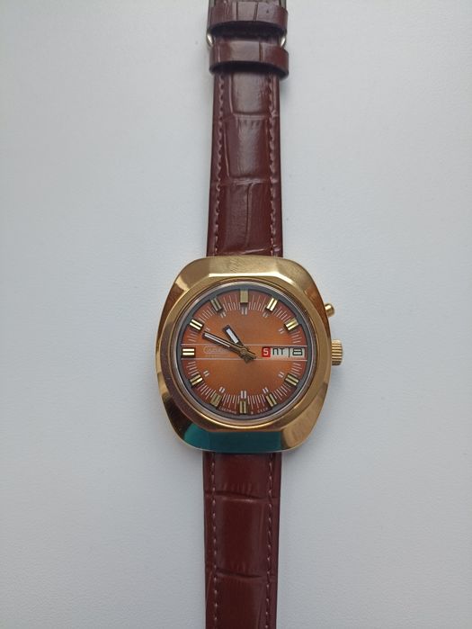 Продам часы СССР