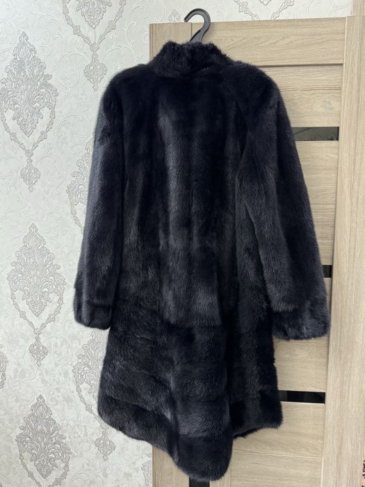 Продам норковую шубу
