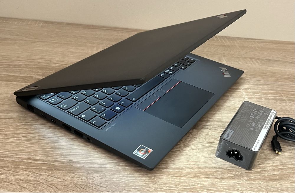 Lenovo Thinkpad T14 Gen4 32GB Ryzen 7 Pro 512GB Portabil T14 Gen2 Gen3