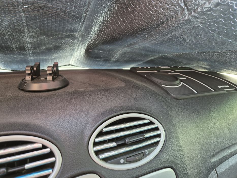 Продавам или бартер Форд Фокус комби