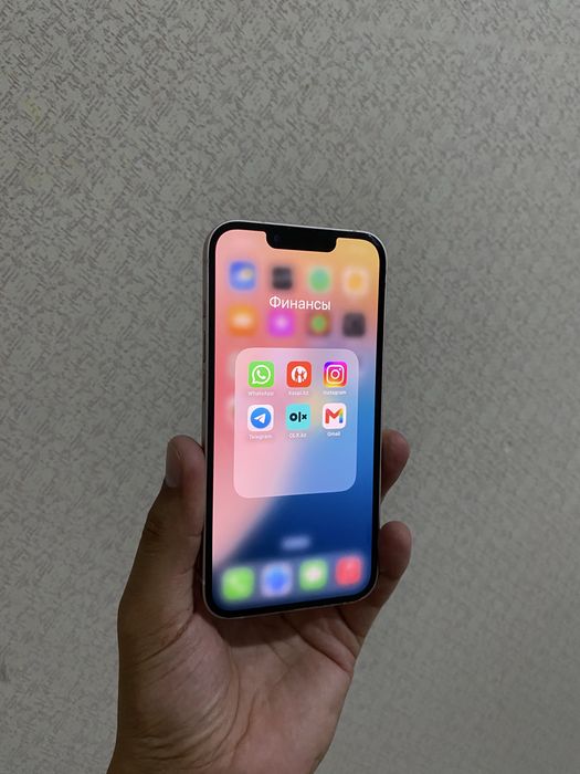 Продам телефон iPhone 13