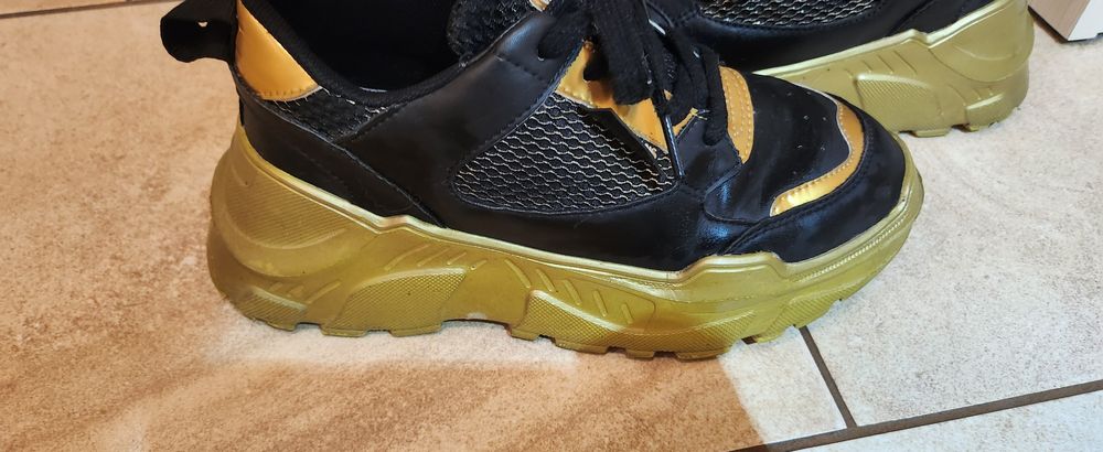 Сникърси Versace черно и златно