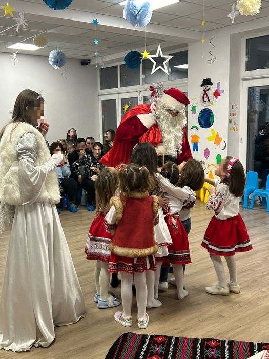 Moș Crăciun si Craciunița la tine acasă