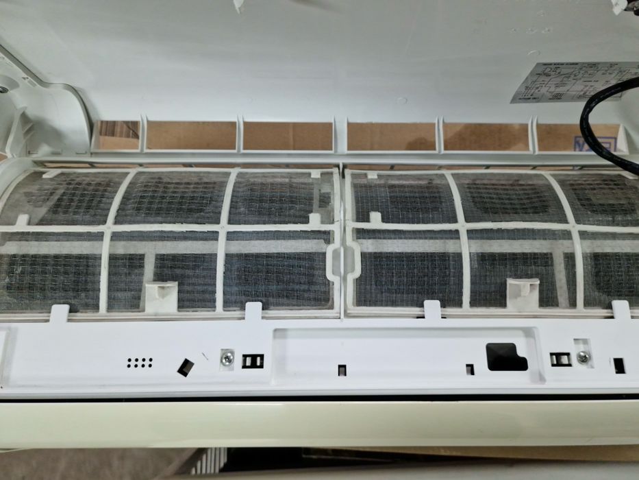 Инверторен климатик 9ка Midea DC inverter