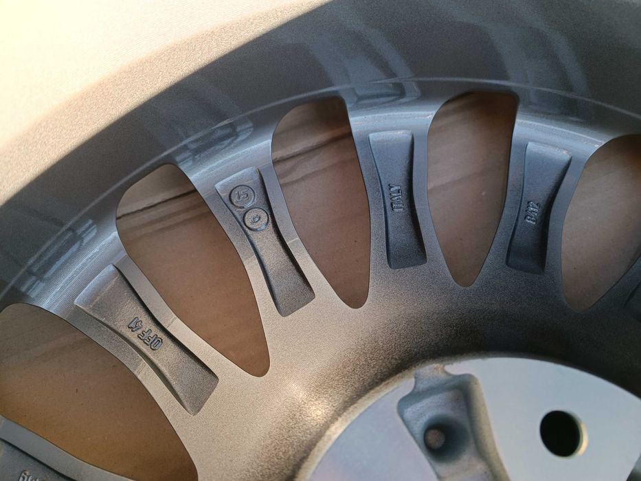 Оригинални джанти 17 цола 5 98 за Fiat 500L