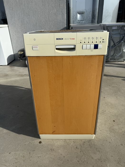 Съдомиялна Bosch за вграждане 45 см