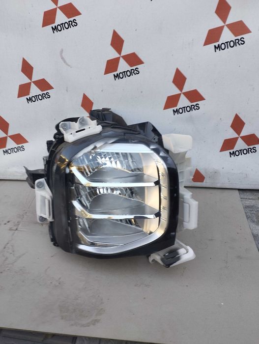 Бампер фары аутлендер 4