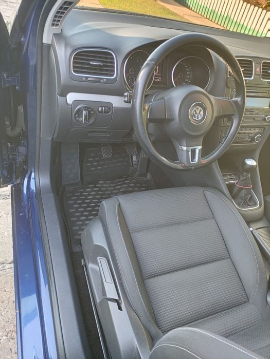 VOLKSWAGEN Golf 2010 — imagine 2