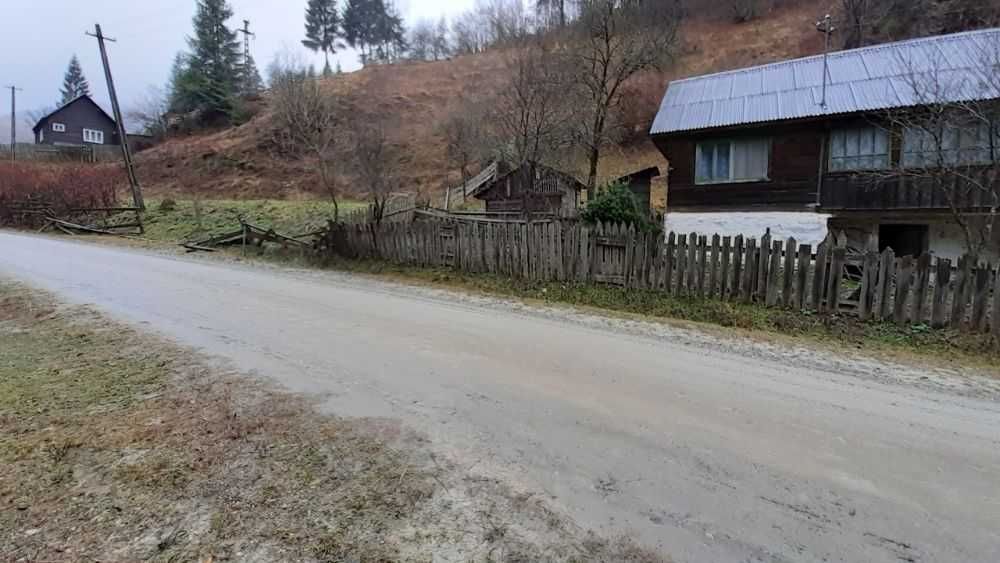 Vând casă țărănească!