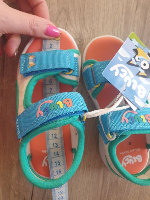 Нови сандали светещи Джордж  Блуй