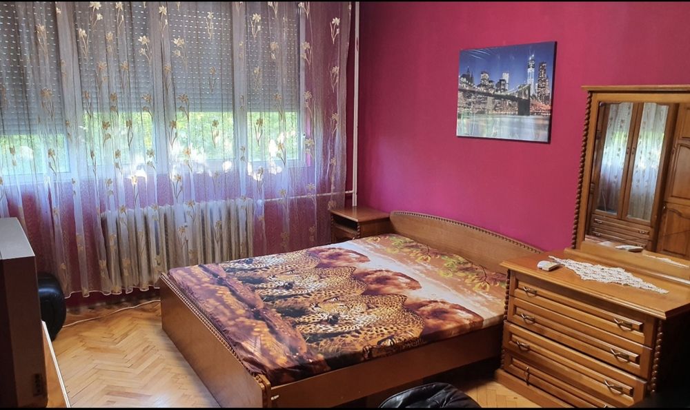 Продава се Четиристаен апартамент в Плевен, Широк център - 107 кв.м за 1402 €/кв.м - Снимка #5