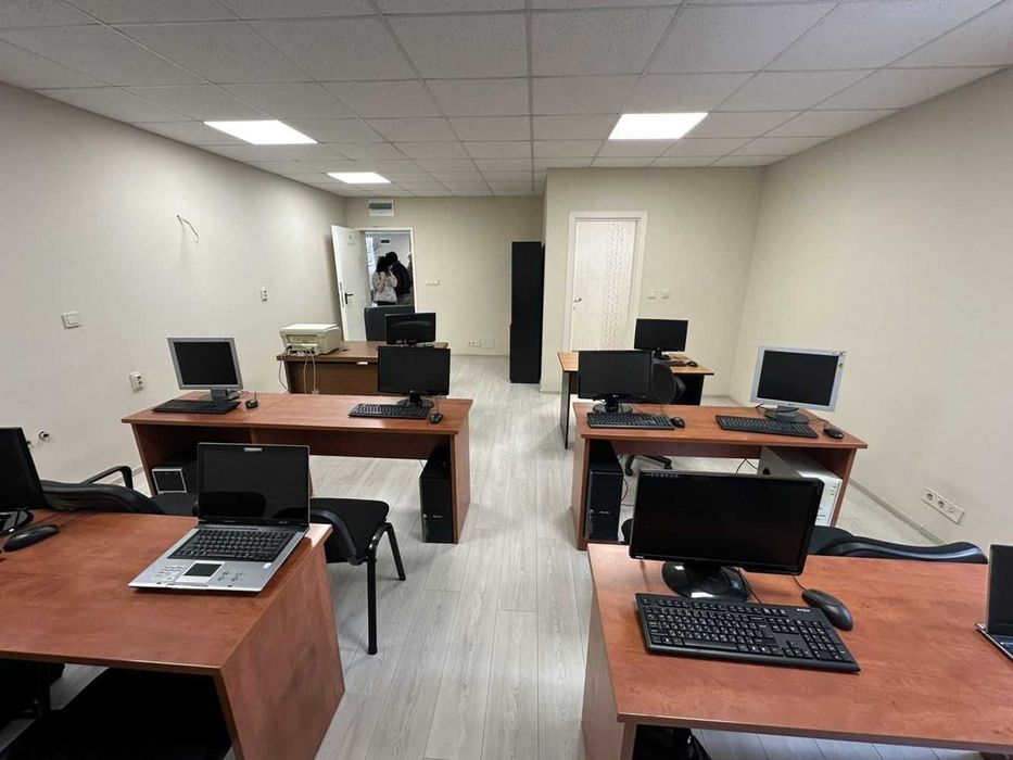 Дава се под наем Офис в Пловдив, Кършияка - 40 кв.м за 344.76 € - Снимка #1