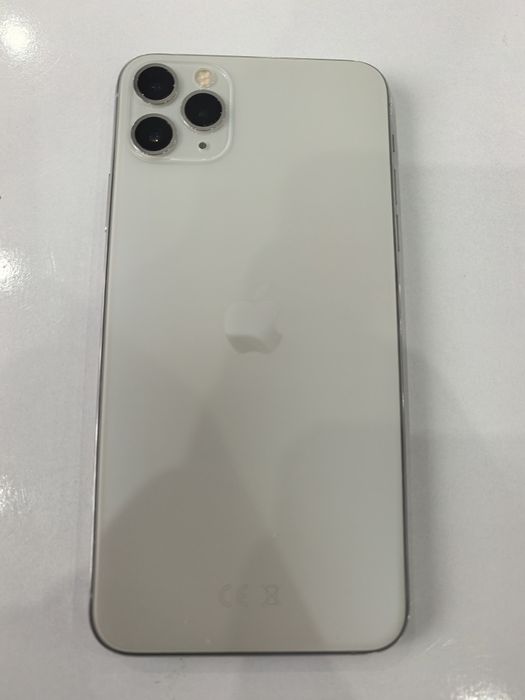 Заглавие: iPhone 11 Pro Max 256GB – Перфектно работещ, отключен към всички оператори.