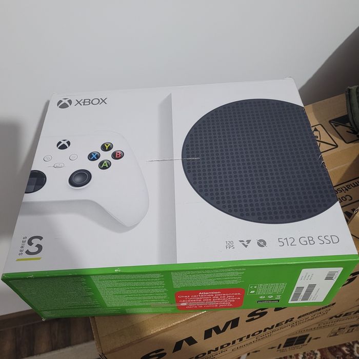 Vând Joc Xbox1 ssd512