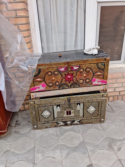 Sanduq sotiladi 2 ta | Продается сундук