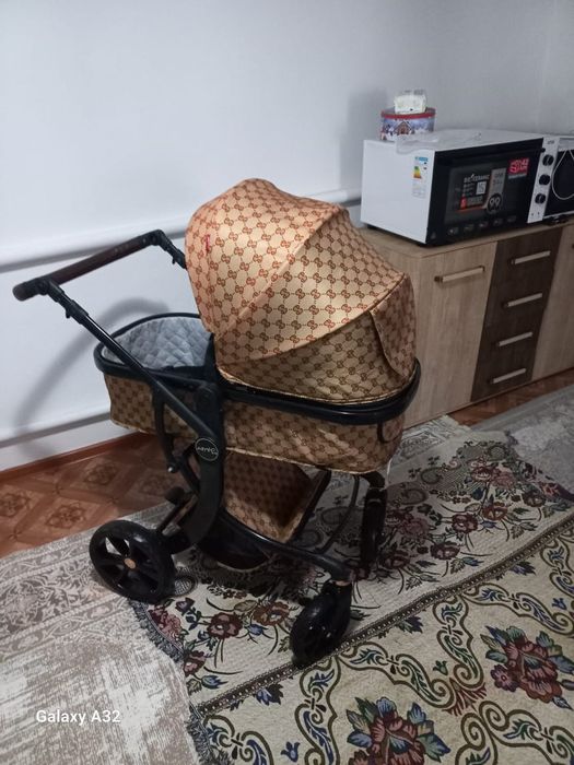 Продам детскую коляску