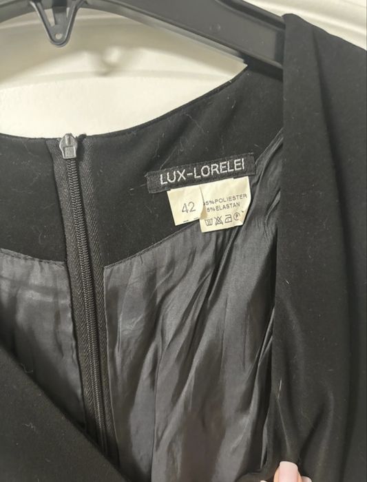 Rochie eleganta neagra