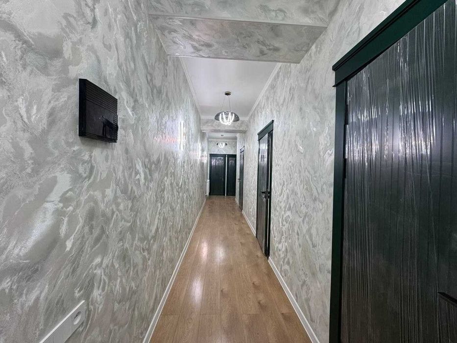 3 хоналик квартира 2 кават кирпичный дом, 5 микр, сомий, софмед