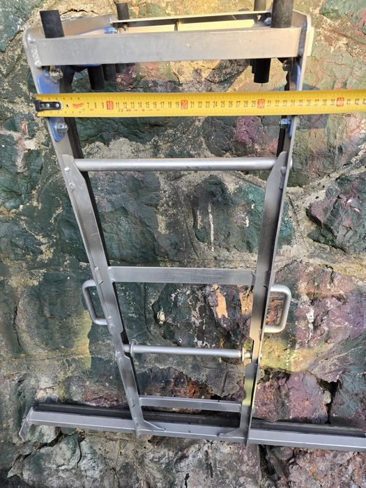 Scară exterioară rulotă