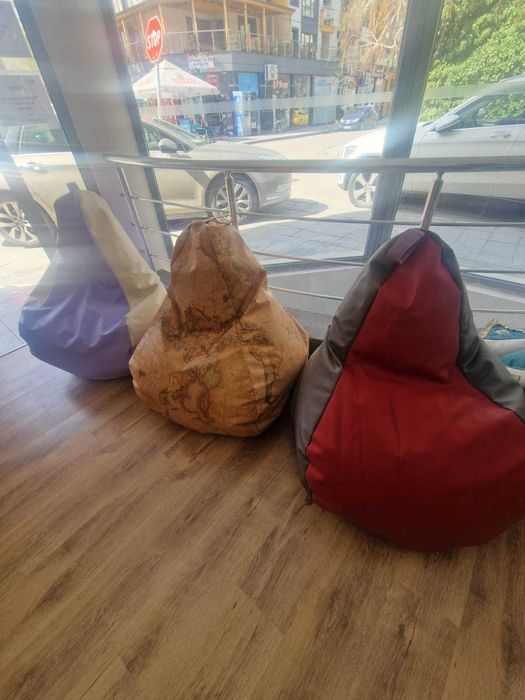 Барбарони / Пуф  от кожа