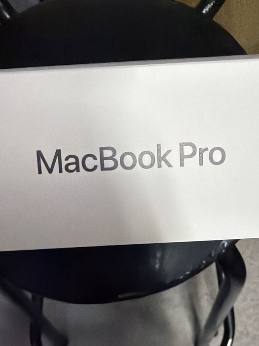 Apple, MacBook 16 M5 Pro 48/1TB